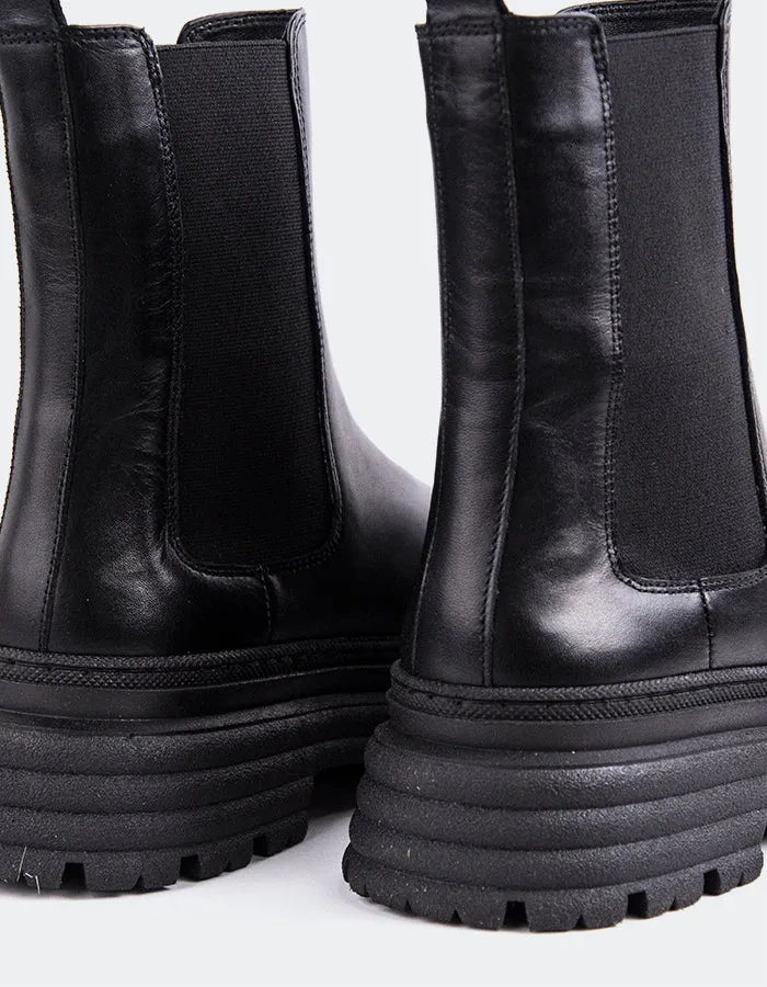 Lysandre Black Leather sold by L'Intervalle product image thumbnail 4