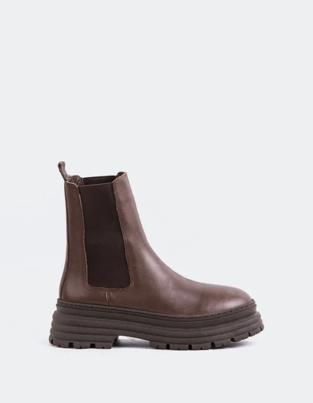 Lysandre Brown Leather made by L'Intervalle