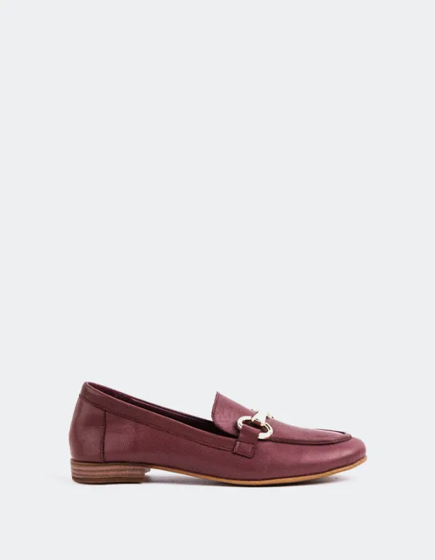 Inaya Burgundy Leather sold by L'Intervalle