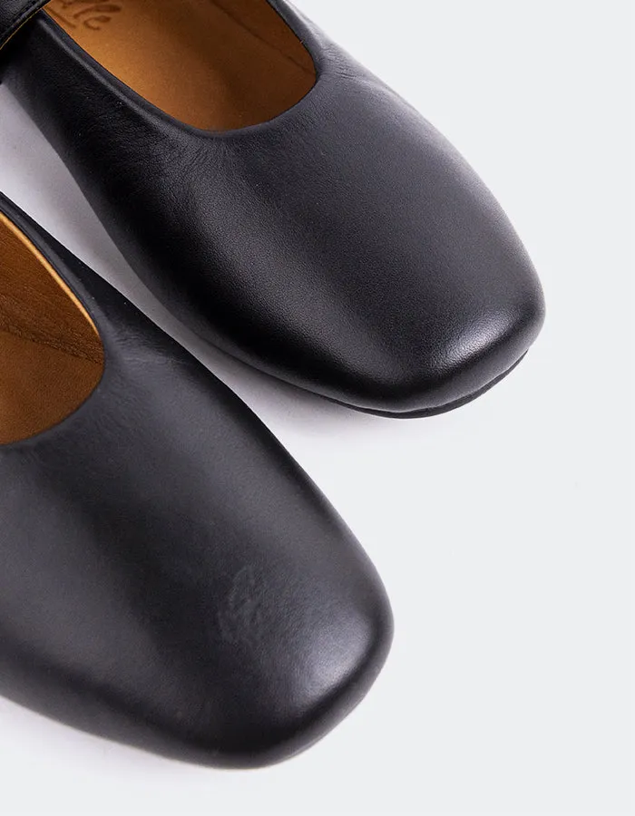 Yvie Black Leather sold by L'Intervalle product image thumbnail 2