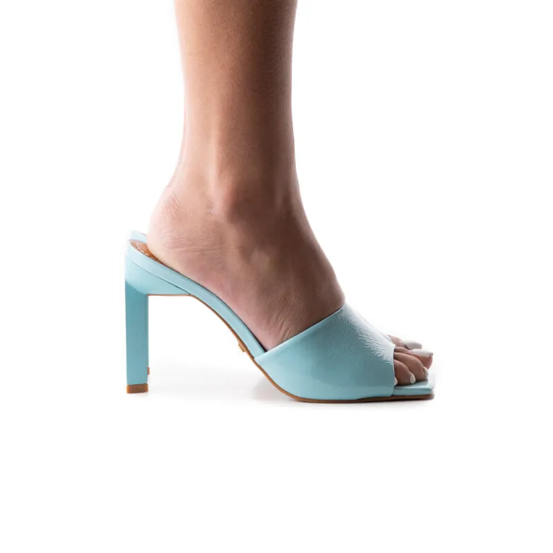 Malbec Blue Naplack made by L'Intervalle