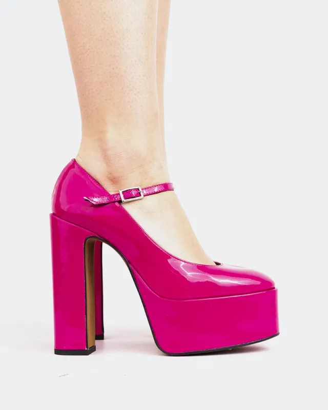 Koukla Fuschia Patent made by L'Intervalle