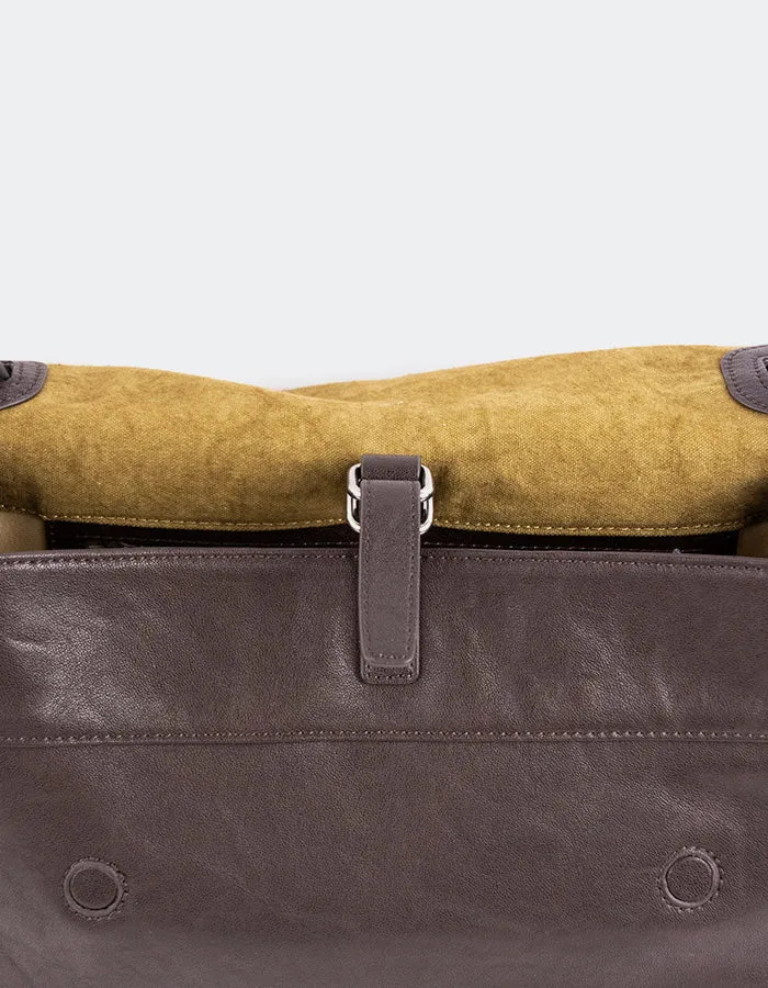 Fredda Coffee Leather sold by L'Intervalle product image thumbnail 2