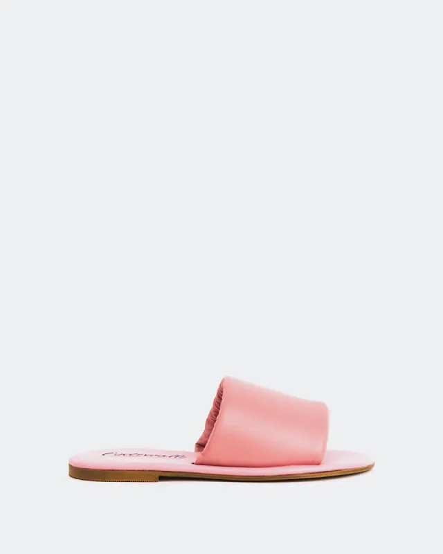 Rum Pink Leather sold by L'Intervalle