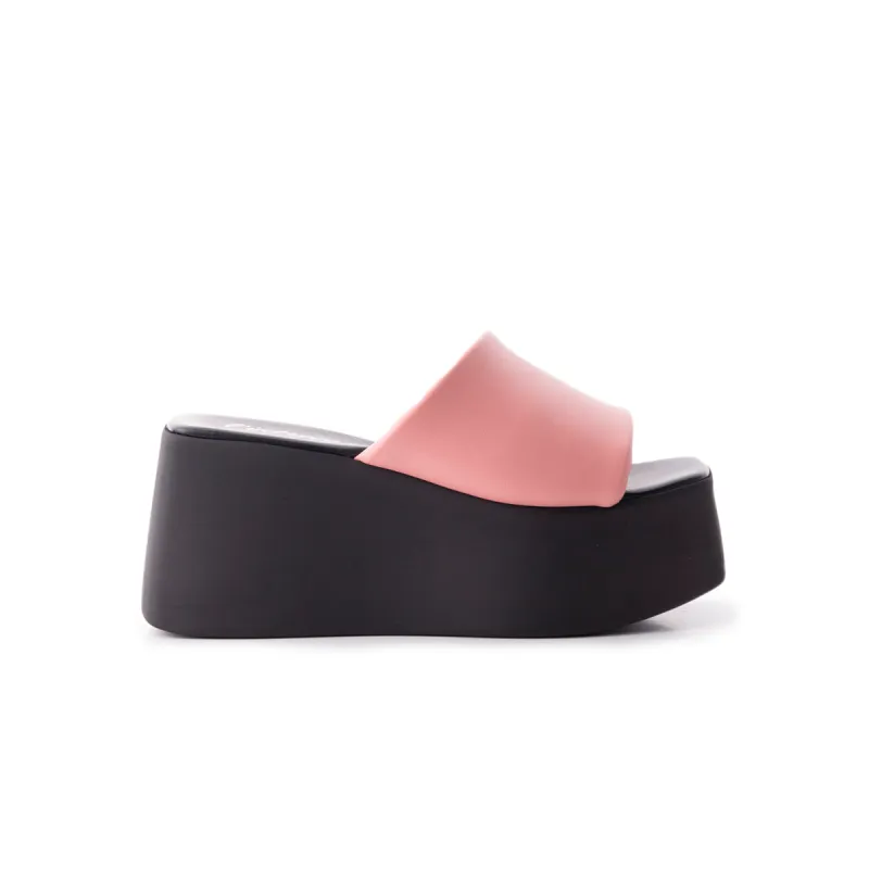 Apple Pink Leather sold by L'Intervalle