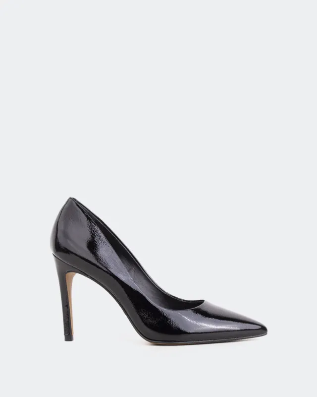 Love Black Naplack sold by L'Intervalle