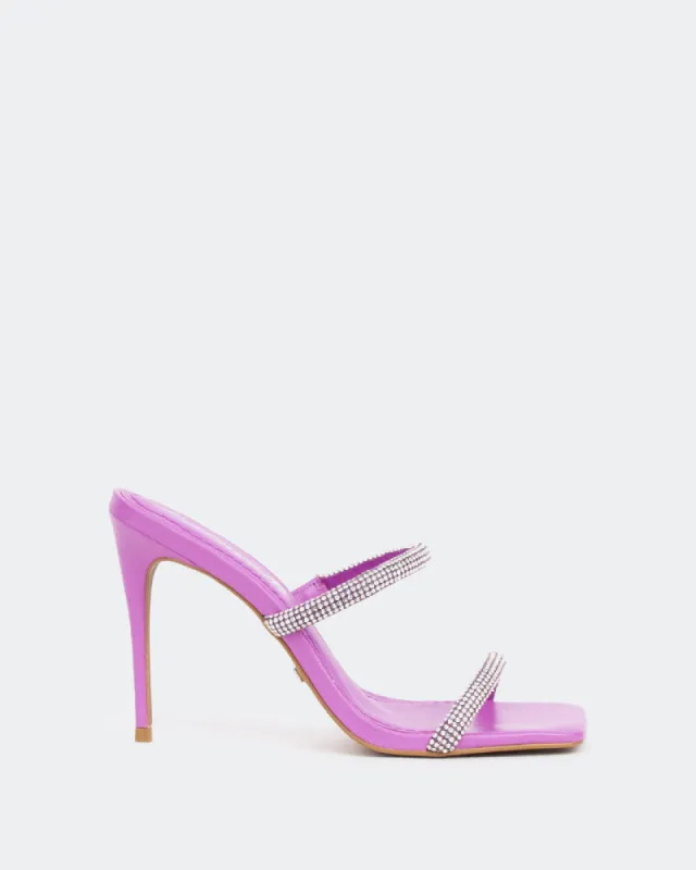Tinsley, Berry Leather/Cuir Baie sold by L'Intervalle