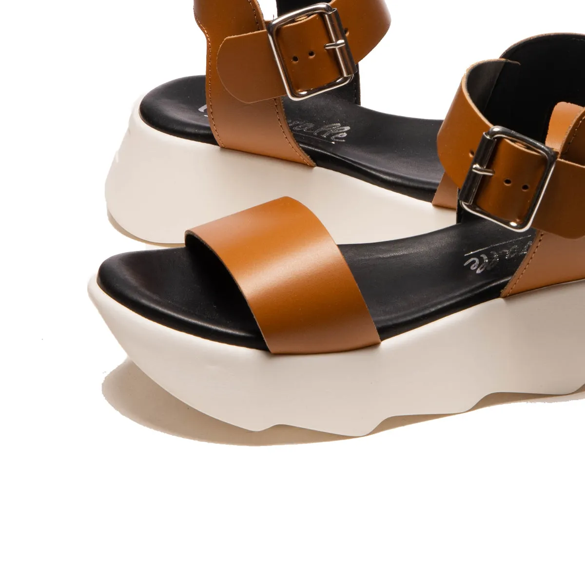 Marley Tan Leather sold by L'Intervalle product image thumbnail 4