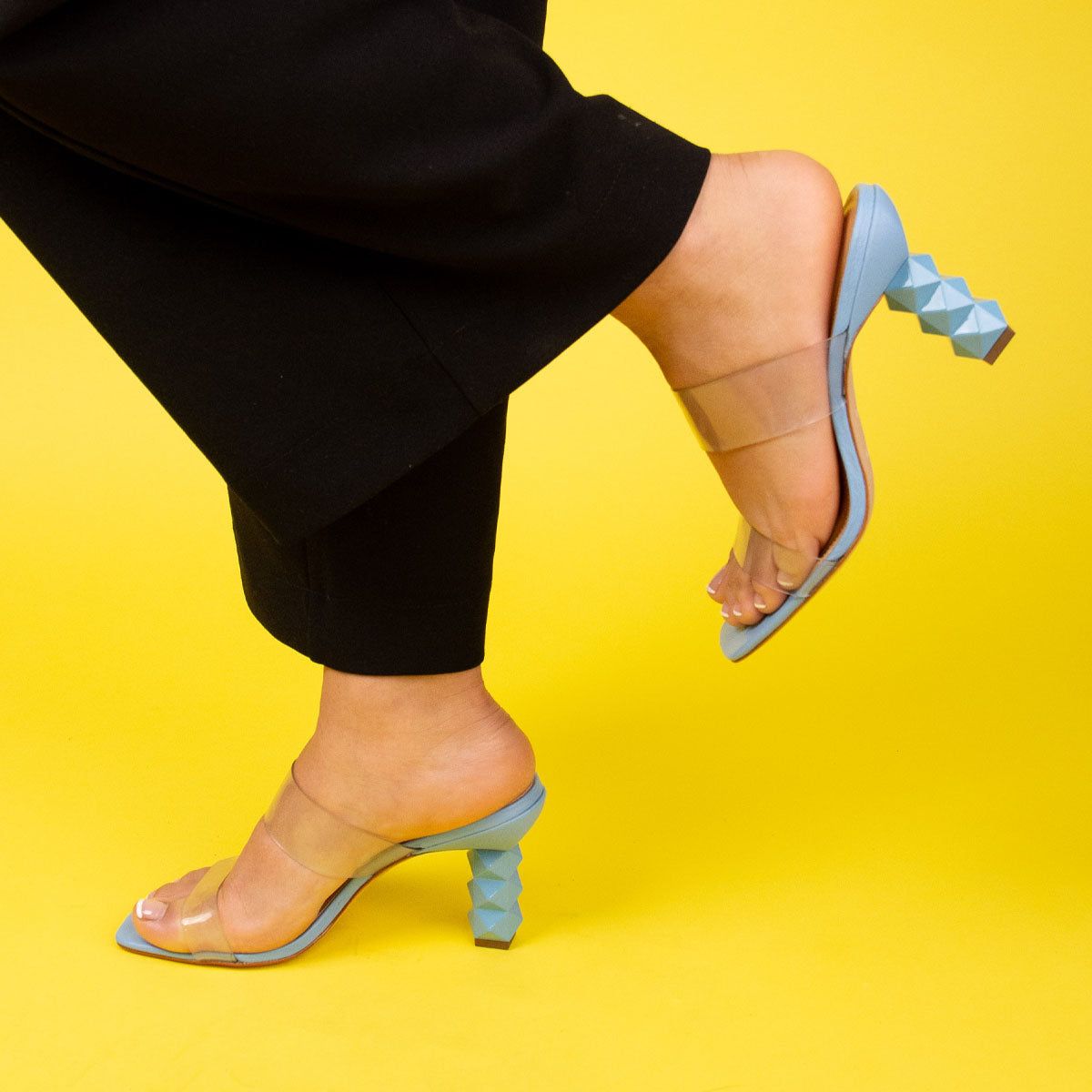 Diamond White Vinyl sold by L'Intervalle product image thumbnail 4