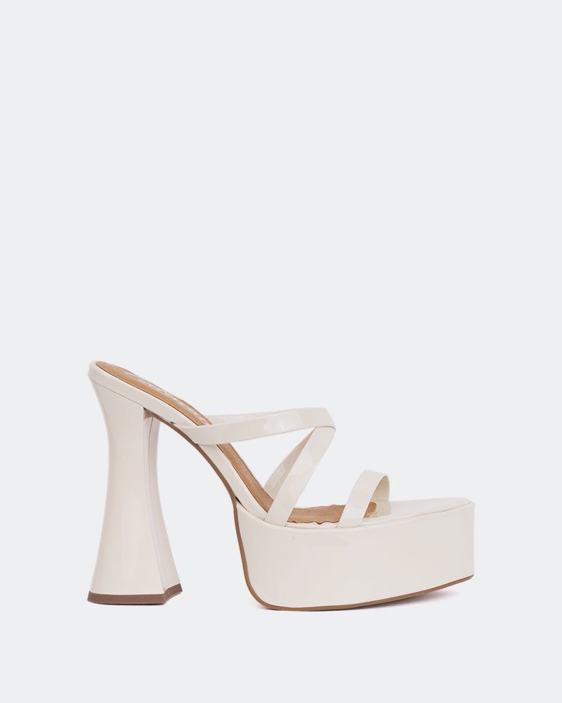 Attitude Off White Patent sold by L'Intervalle