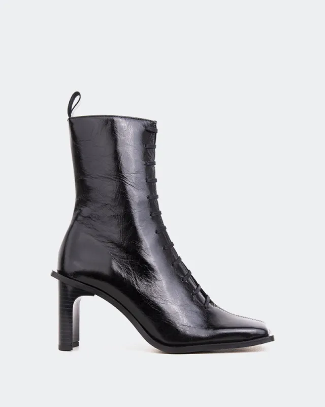 Adaline Black Leather sold by L'Intervalle