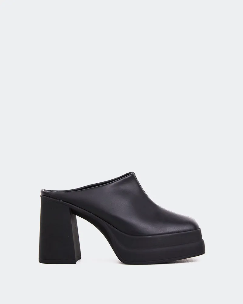 Verdi Black Leather sold by L'Intervalle