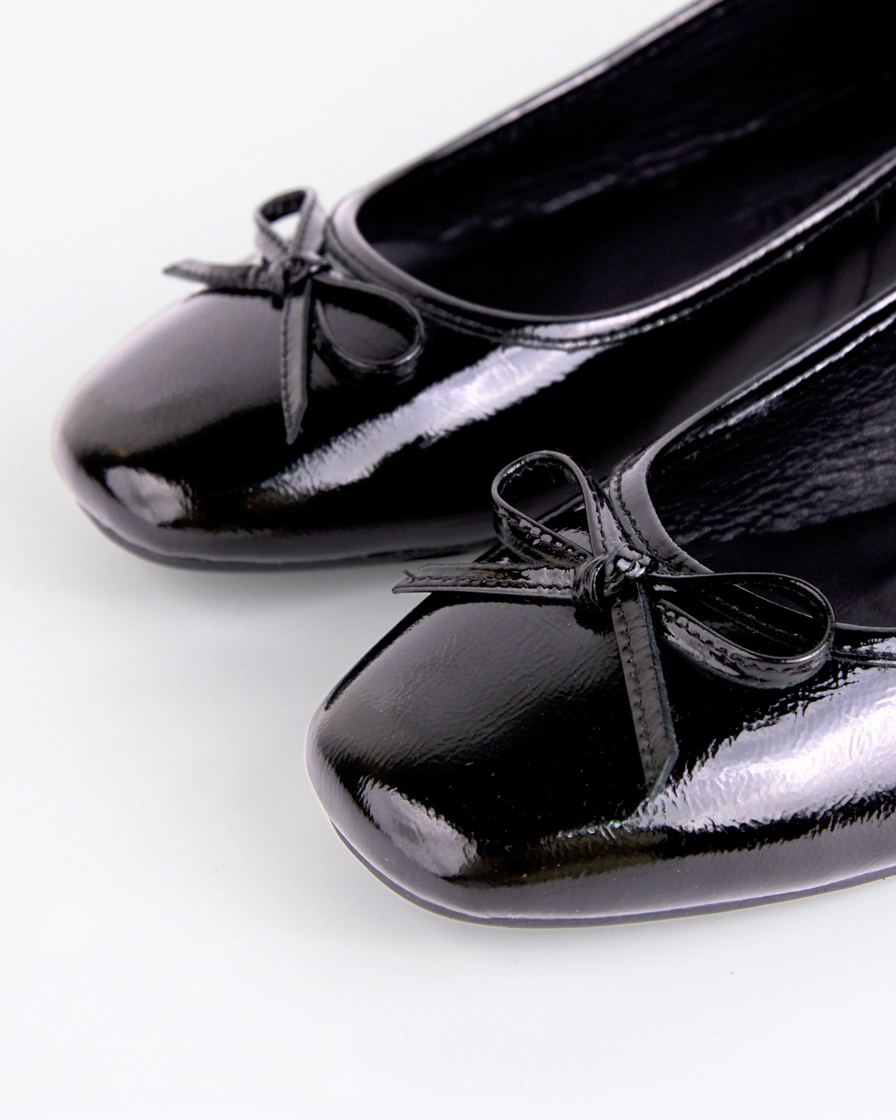 Ramesses Black Patent sold by L'Intervalle product image thumbnail 2