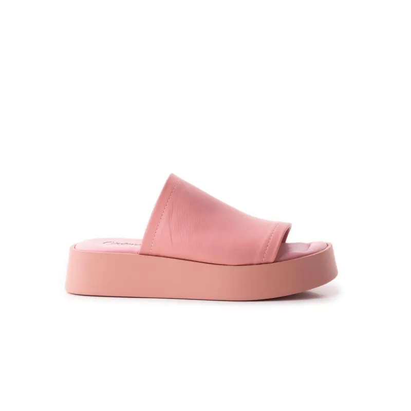 Dumpling Pink Leather sold by L'Intervalle