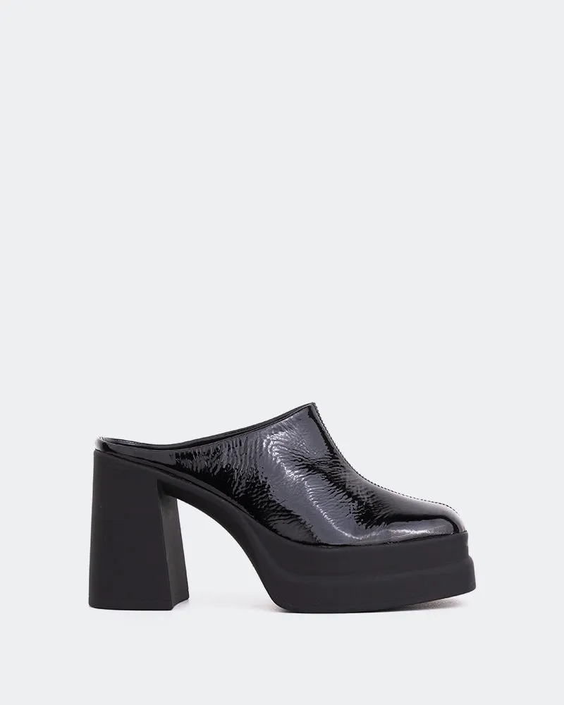 Verdi Black Naplack sold by L'Intervalle