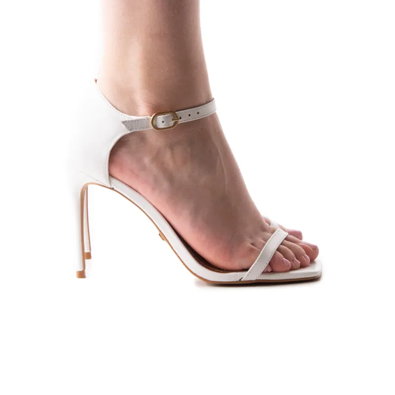 Elasa White Leather sold by L'Intervalle