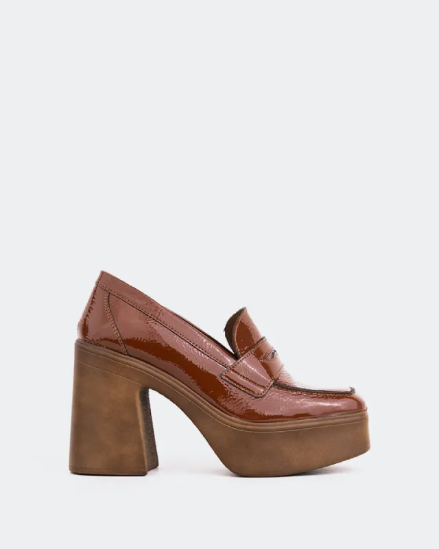 Randazzo Tan Naplack sold by L'Intervalle