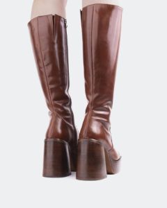 Bourgeois Chestnut Leather sold by L'Intervalle