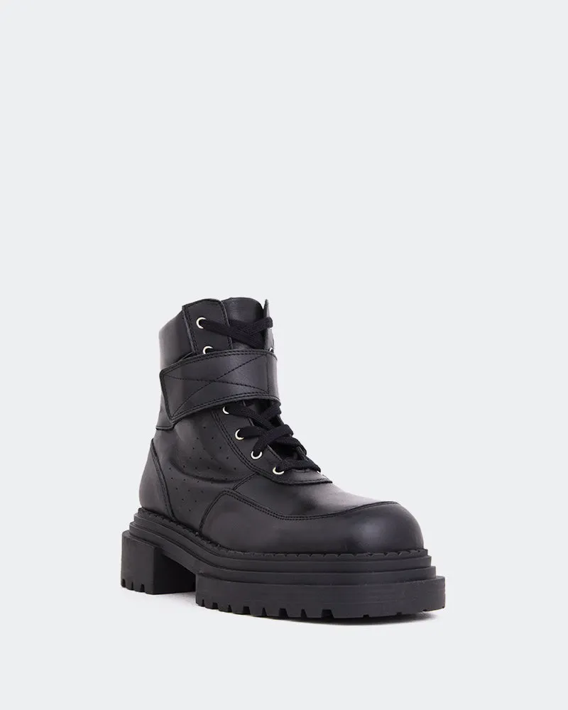 Peline Black Leather sold by L'Intervalle product image thumbnail 2