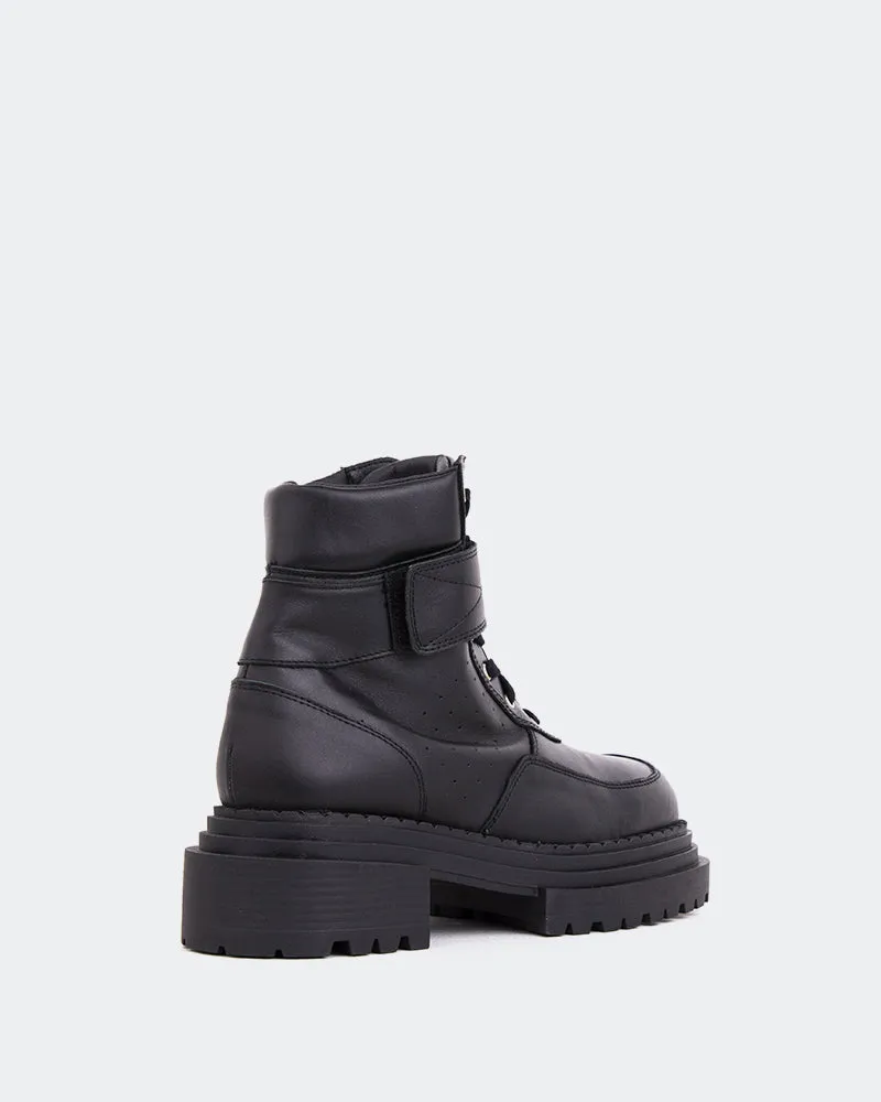 Peline Black Leather sold by L'Intervalle product image thumbnail 3