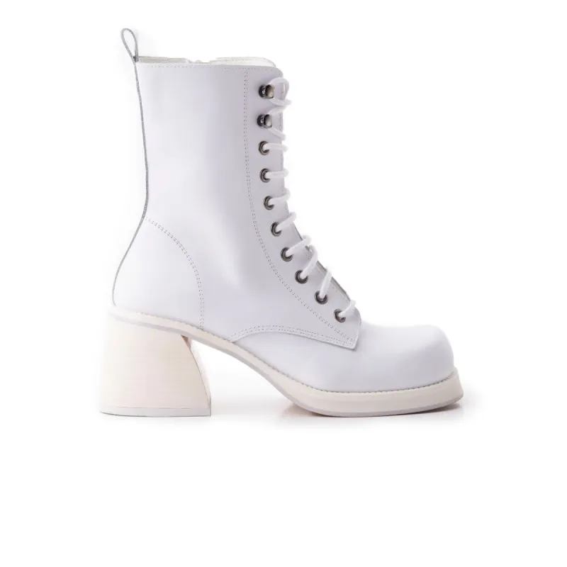 Rebel White Leather sold by L'Intervalle