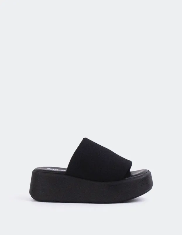 Bisou Black sold by L'Intervalle