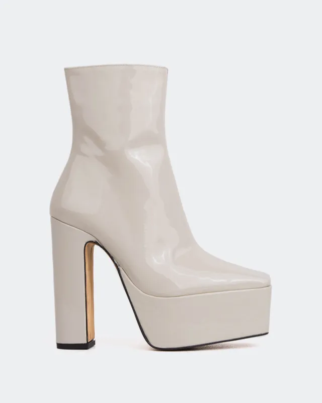 Sparrow Off White Patent sold by L'Intervalle