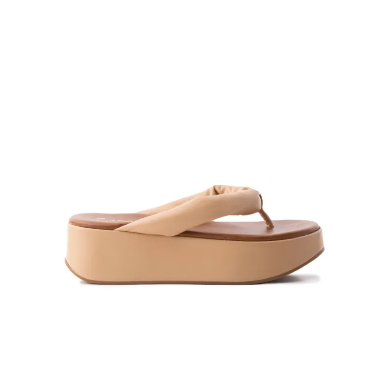 Tobago Camel Leather sold by L'Intervalle