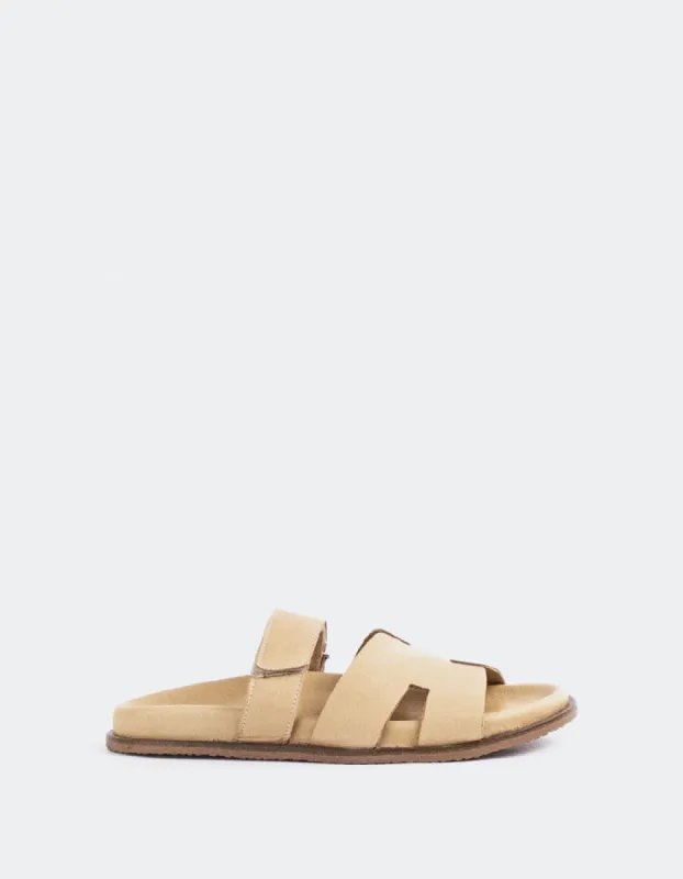 Gustave Camel Leather sold by L'Intervalle
