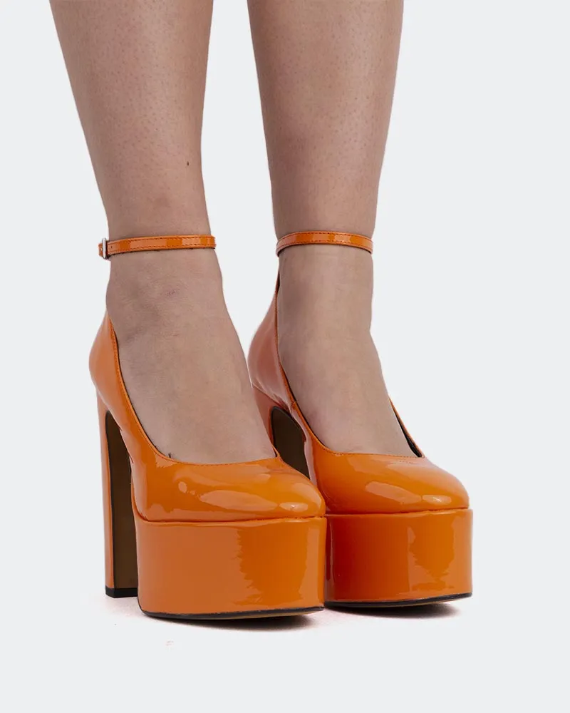 Boneca Orange Patent sold by L'Intervalle product image thumbnail 2