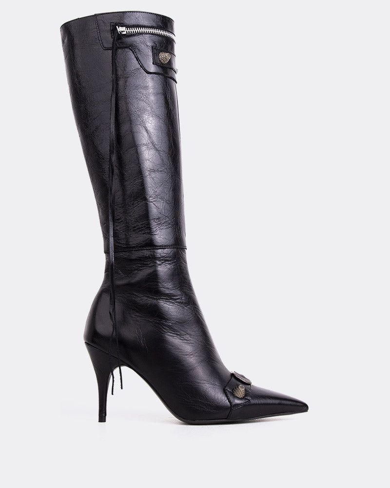 Beyonce Black Leather sold by L'Intervalle