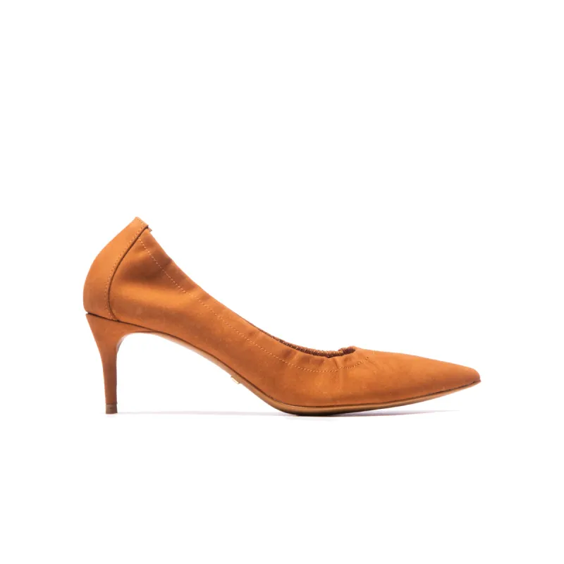 Bethy Chestnut Nubuck sold by L'Intervalle