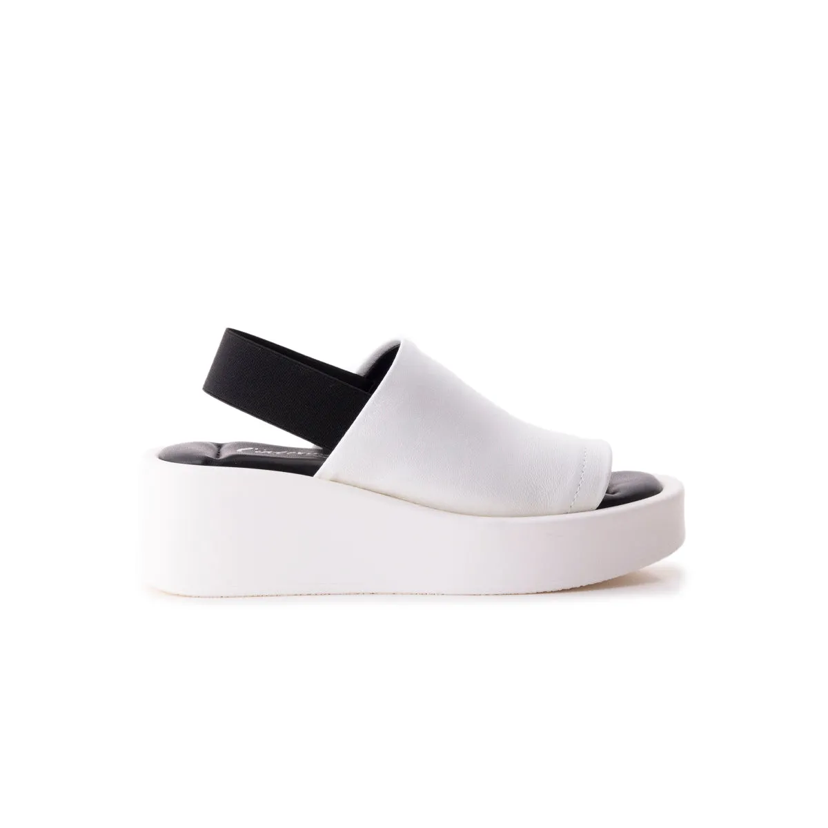 Shima White Leather sold by L'Intervalle