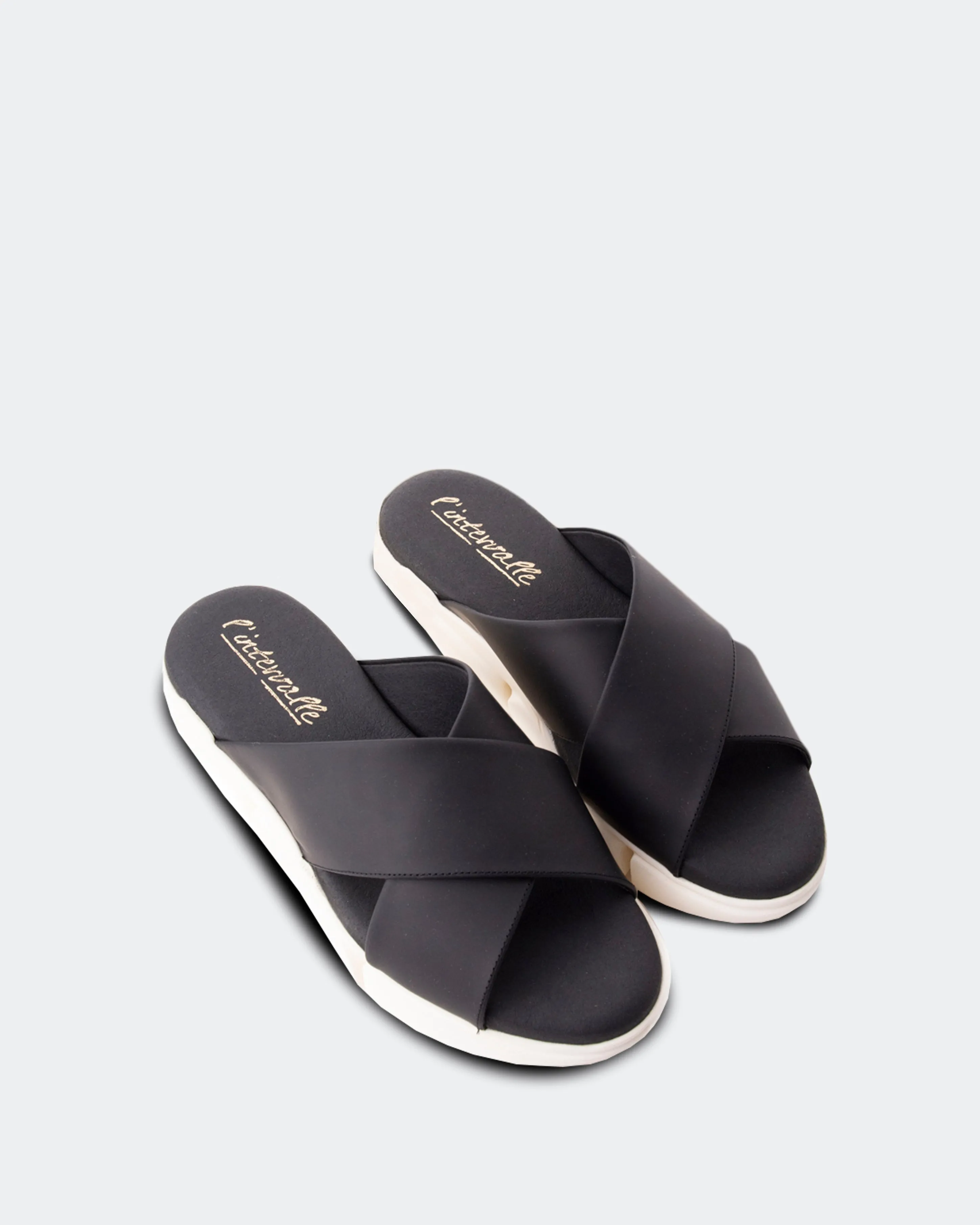 Crato Black Leather sold by L'Intervalle product image thumbnail 2