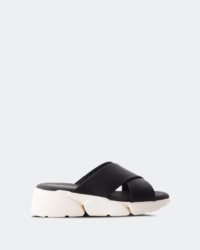 Crato Black Leather sold by L'Intervalle