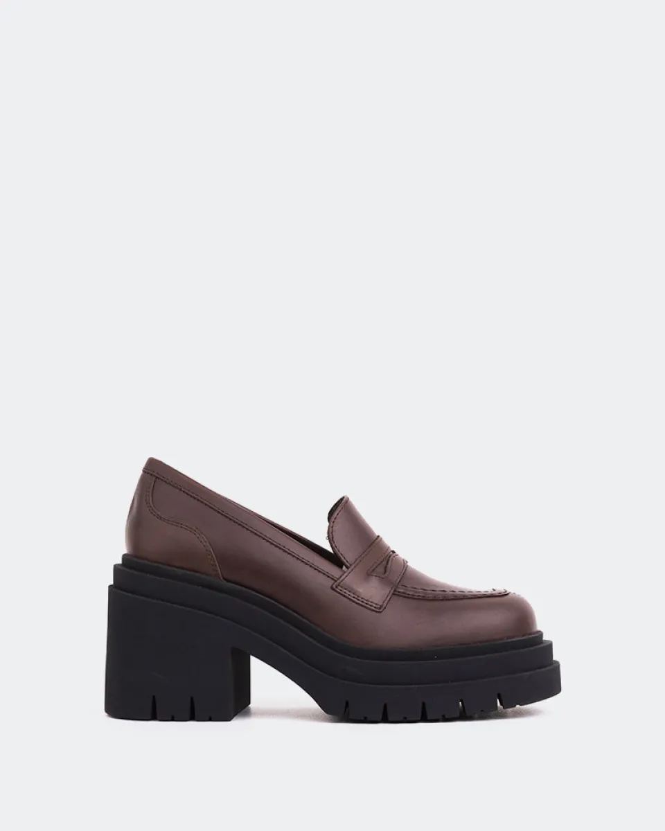 Chip Brown Leather sold by L'Intervalle