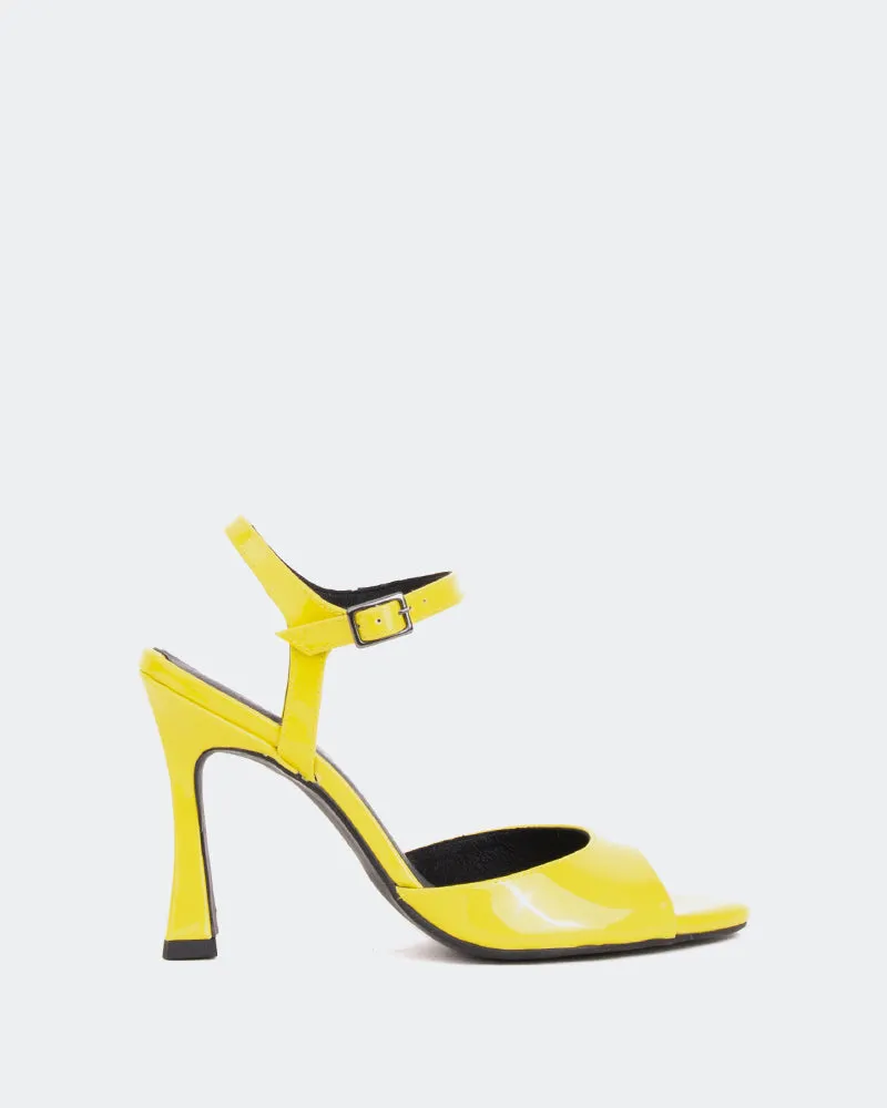Miracle Yellow Patent/Verni Jaune sold by L'Intervalle