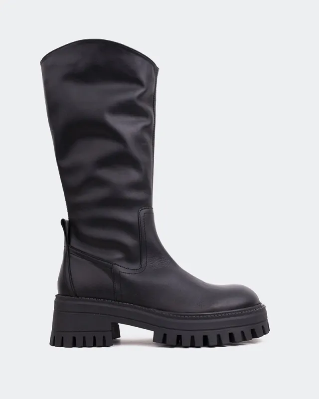 Zadir Black Leather sold by L'Intervalle