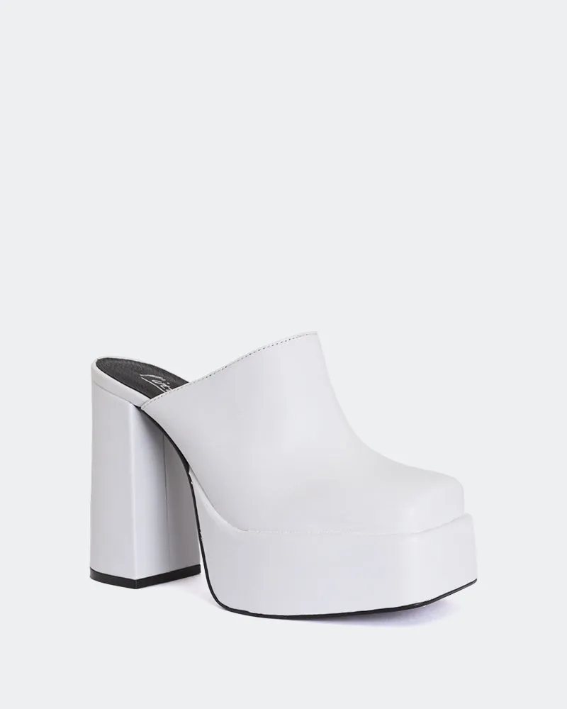 Drainy White Leather sold by L'Intervalle product image thumbnail 2