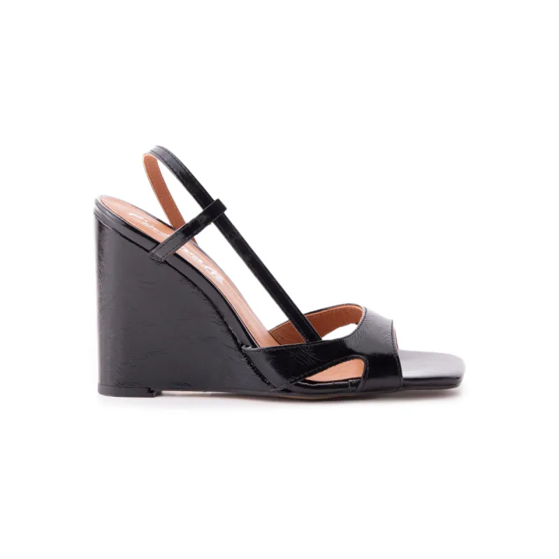 Loreto Black Leather sold by L'Intervalle