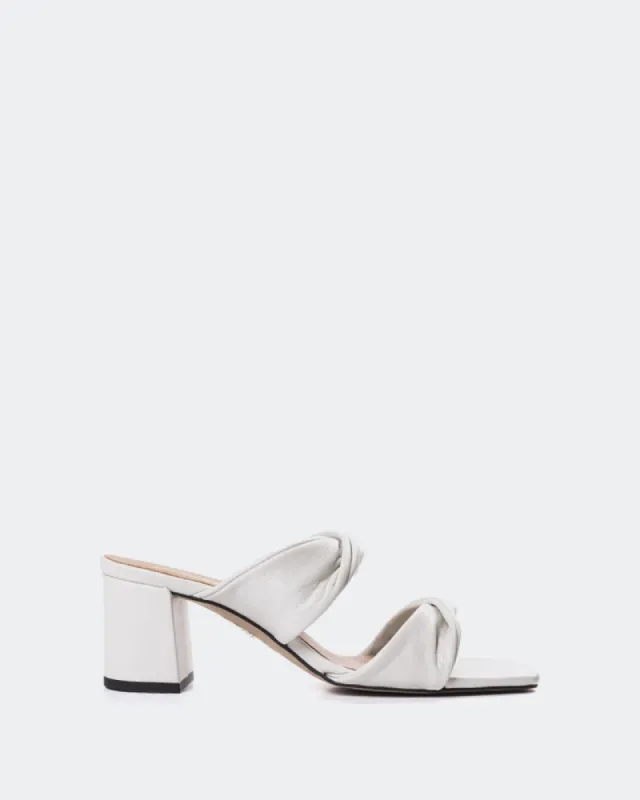 Hester Off White Leather sold by L'Intervalle