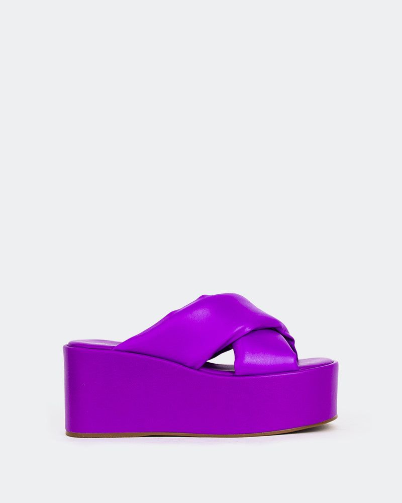 Casa Purple Leather sold by L'Intervalle