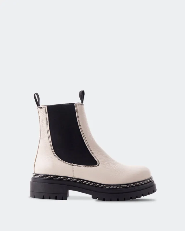 Salinas Off White Leather sold by L'Intervalle