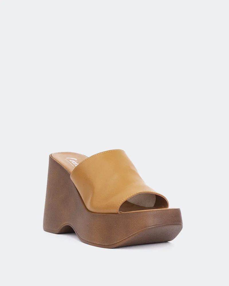 Moss Tan Leather sold by L'Intervalle product image thumbnail 2