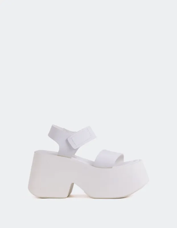 Gentil White Leather sold by L'Intervalle