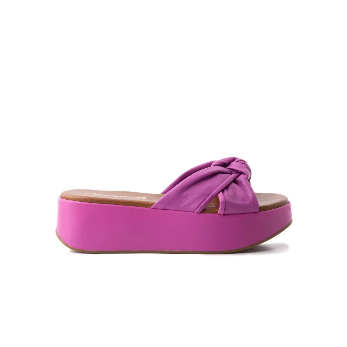 Nicaragua Purple Leather sold by L'Intervalle