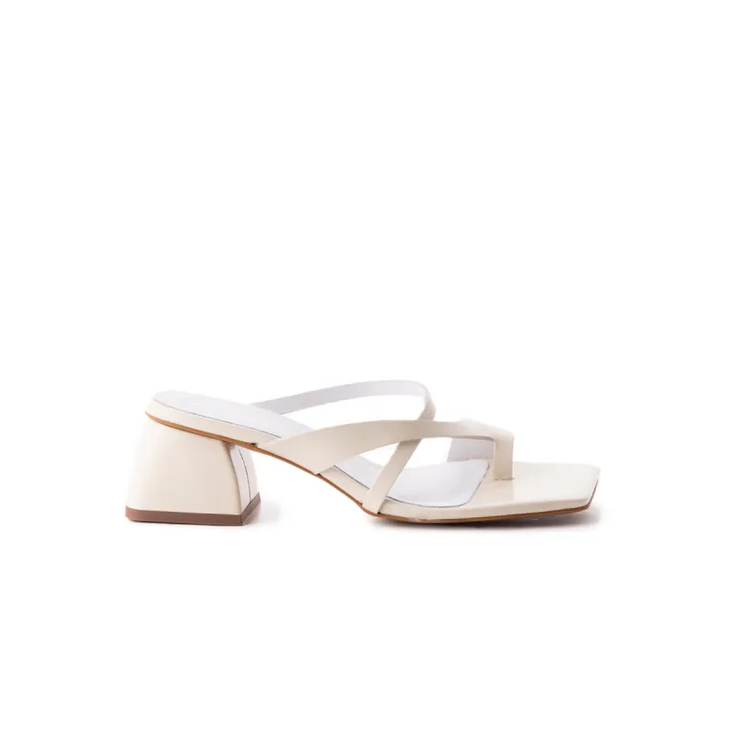 Eudora Off White Leather sold by L'Intervalle