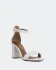 Dolcetto White Leather sold by L'Intervalle
