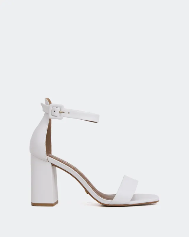 Dolcetto White Leather sold by L'Intervalle