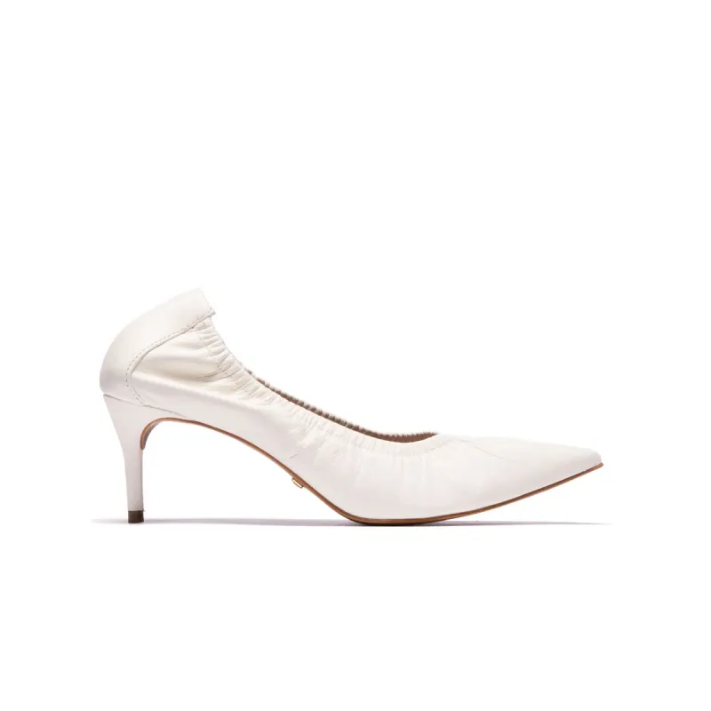 Bethy White Leather sold by L'Intervalle